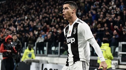 Juventus to win both halves