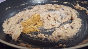 Add salt and garam masala in methi mattar malai recipe