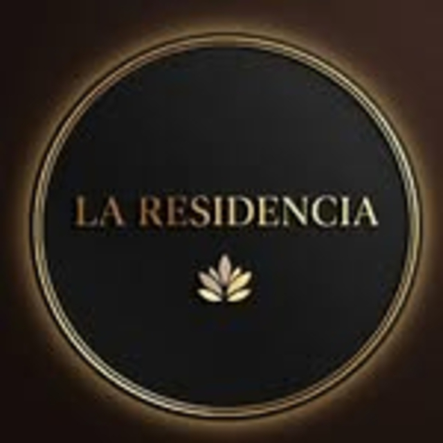 La Residencia Pilates logo