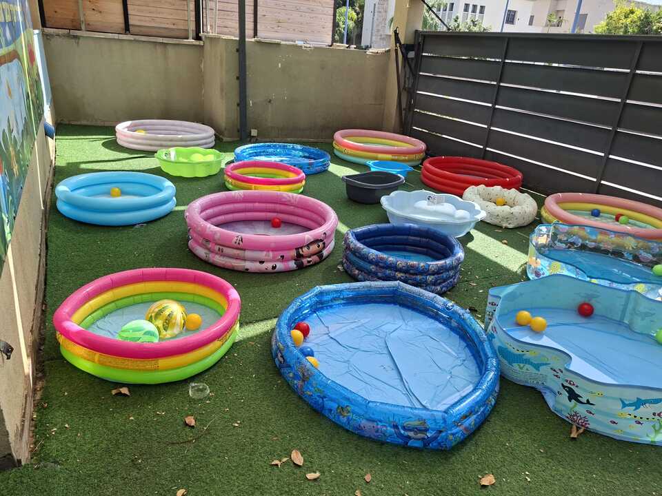 גן אשכולית, אשכולית 8, יבנה