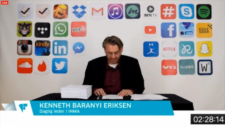 Norwegian Consumer Council invited guests to read through more than 30 hours of terms and conditions (Photo: Forbrukerrådet)