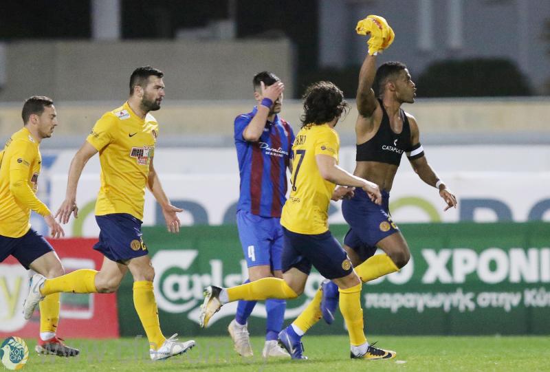 Cyprus Football Round UpParikiaki Parikiaki Cyprus and Cypriot News