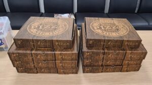 Nurses ‘in tears’ after group of friends send huge stack of pizzas to hospital anonymously