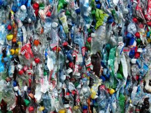 New scheme would see people paid 20p for every plastic bottle they recycle