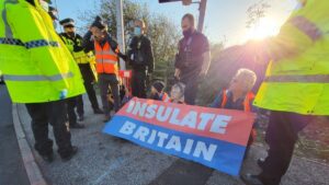 Andy Burnham responds to Insulate Britain protest as they block motorway by Manchester Airport