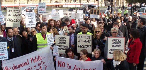 Interpreters protest outside the Houses of Parliament, April 2012 (Aisha Maniar)