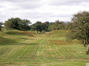 Antonine Wall - Rough Castle (© Crown Copyright reproduced courtesy of Historic Scotland. www.historicscotlandimages.gov.uk) rom.4-000049