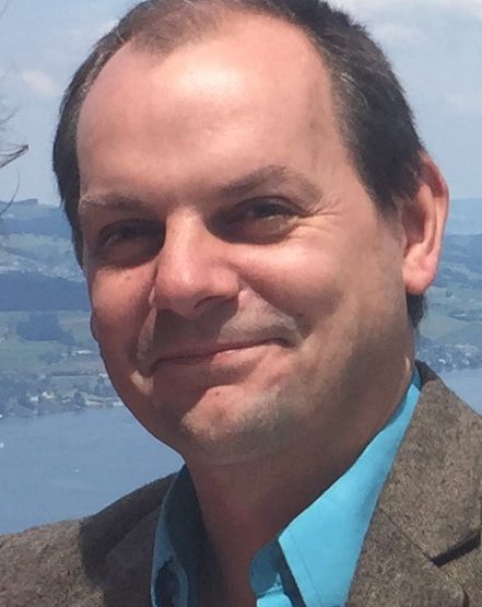 Dr Martyn King