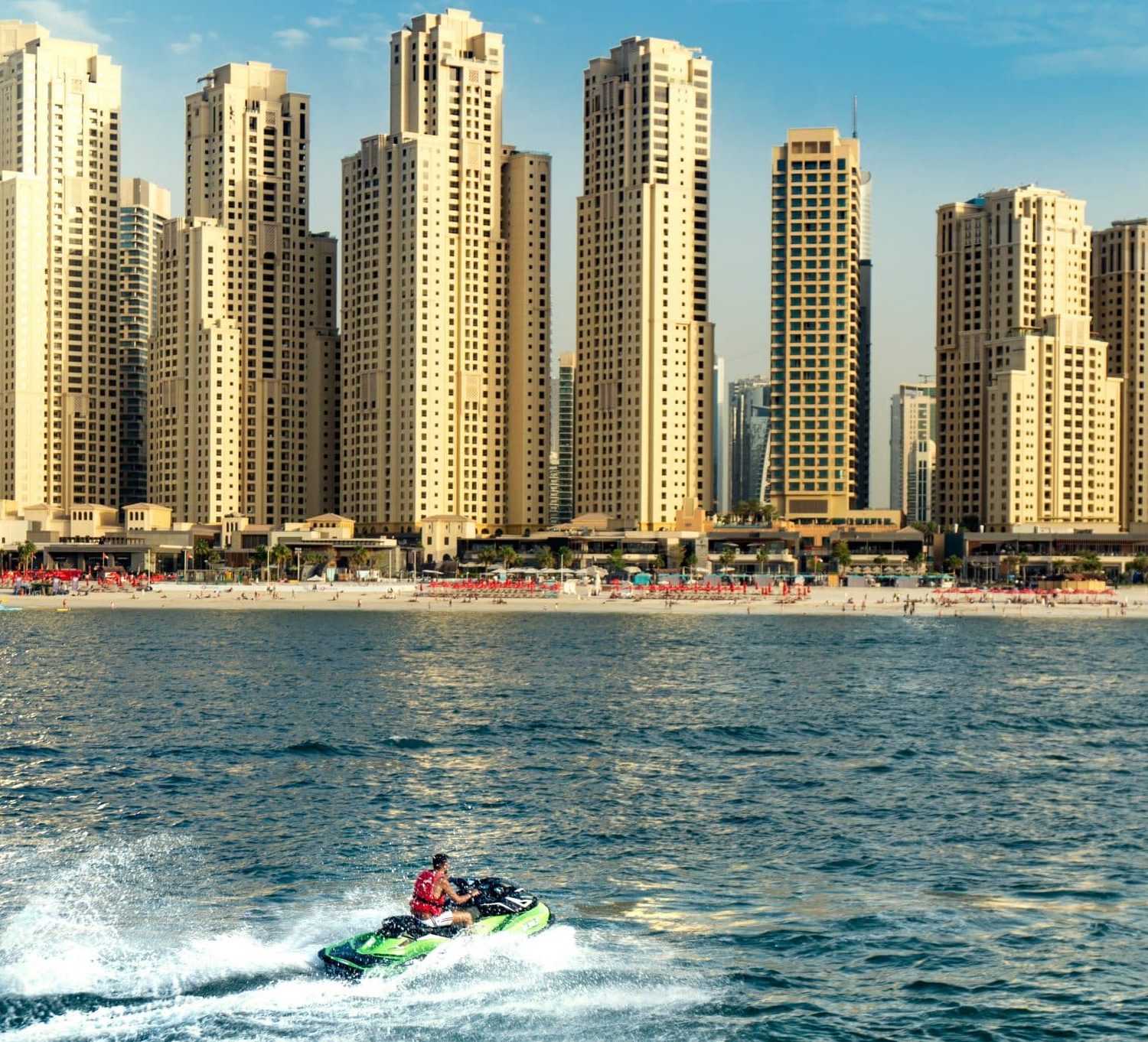 Dubai Jet Skiing and Flyboard Combo