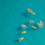 kayak-manypeople-blue-cayman