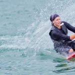 kneeboard-girl-worry