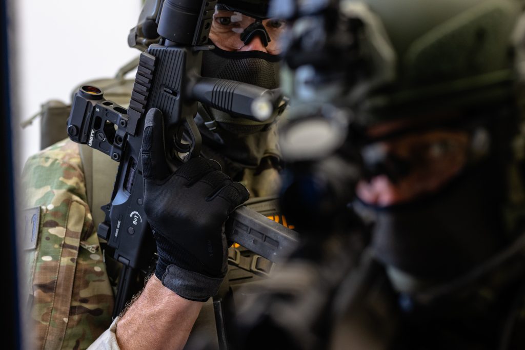 tactical glove X-Beam