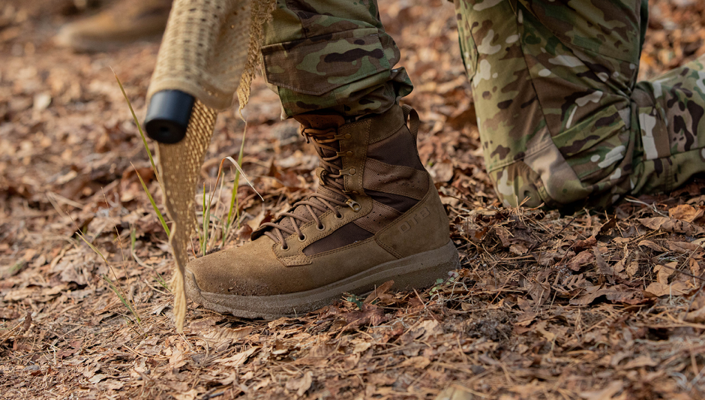 OTB BOOTS M-CARBON 6