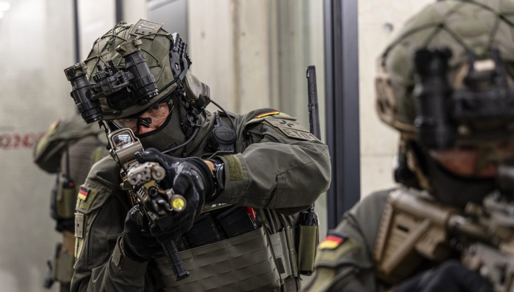 KinetiXx Tactical Gloves