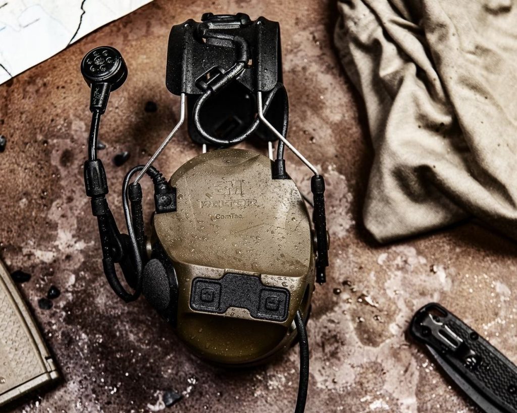 PELTOR™ ComTac™ VIII
