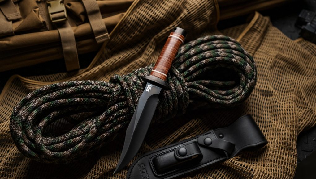 SOG Bowie fixed blade
