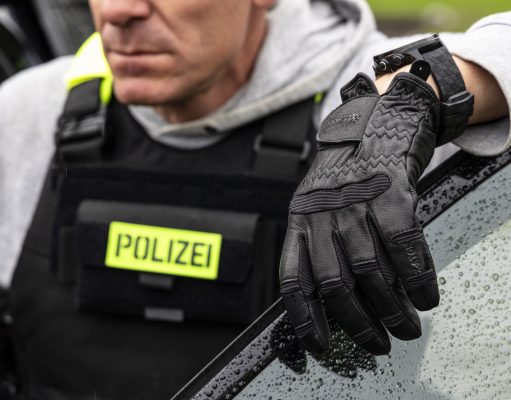 Tactical Gloves Made to Keep you Locked in! No matter the mission, KinetiXx got a glove for it. Featured glove: X-Aton