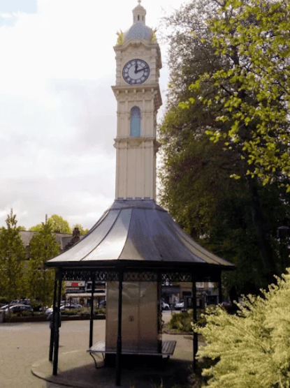 oakwood clock