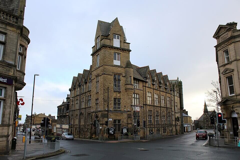 pudsey town hall