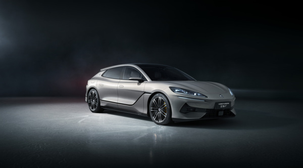 DENZA Z9GT