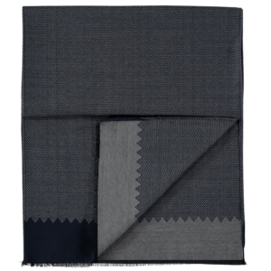 wool-scarf-herringbone-grey-blue-detail wool-scarf-herringbone-grey-blue-detail