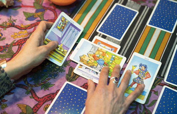 00e1fe6a10c675b2534bdfa190e750f79362d294_butterfly-tarot_trader_detail_cm-website
