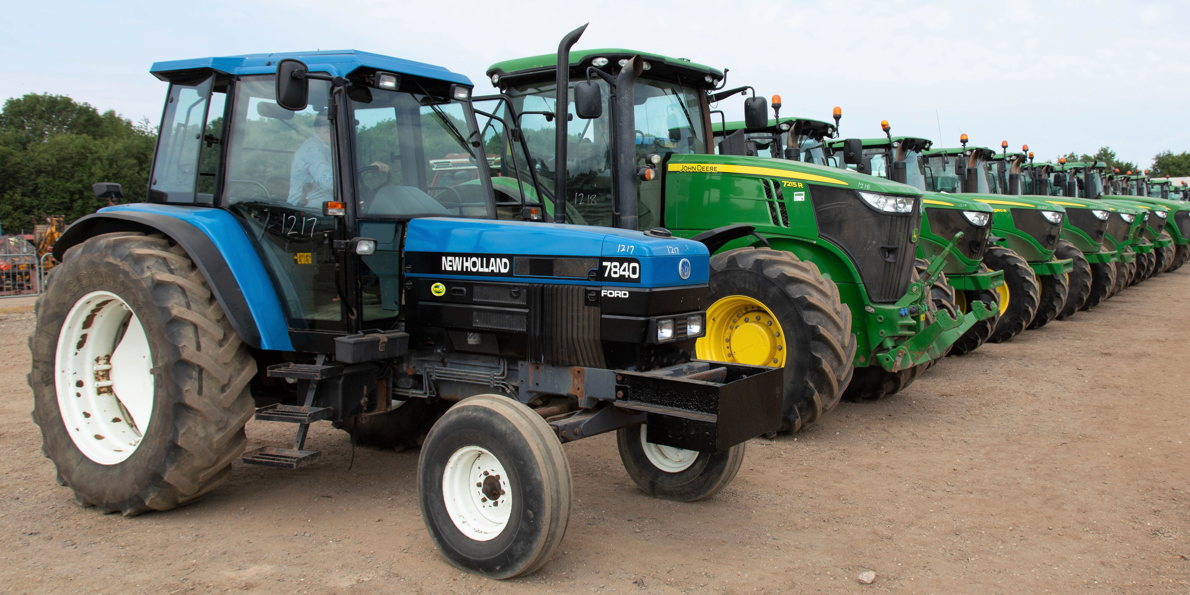 Auction report Ford / New Holland highlights from July Cambridge sale