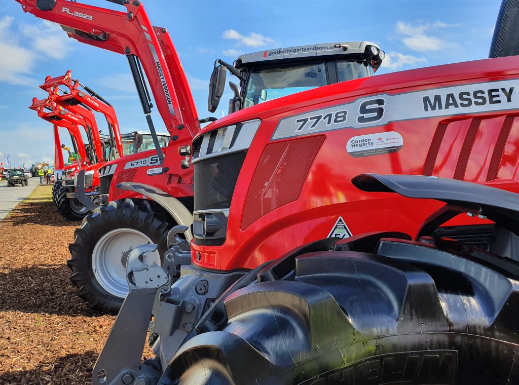 How many new tractors are being sold across Europe? Agriland.co.uk