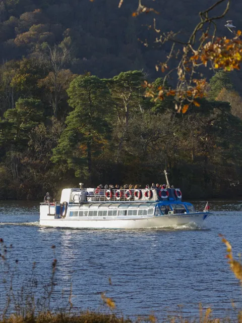 Islands cruise winter image 1700 x 1275 px flat