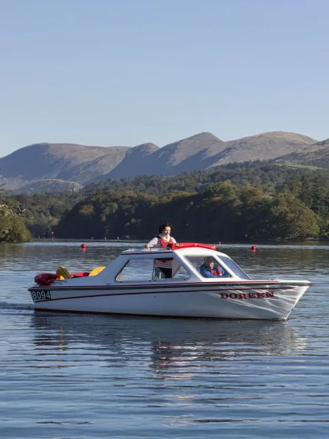 Self drive product main image 1700 x 1275 flat