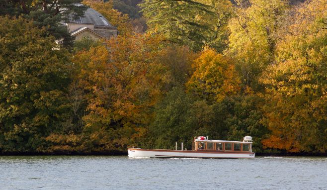 Windermere Lake Cruises is inviting photographers to come and capture autumn colours on film.