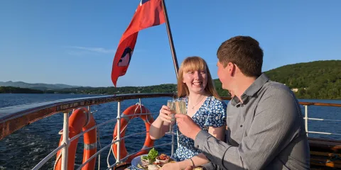 Enjoy a relaxed buffet and drinks onboard