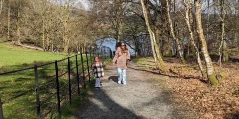 The path to Wray estate