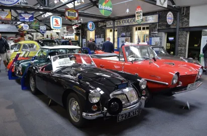 Lakeland Motor Museum (Yellow Cruise & free bus)
