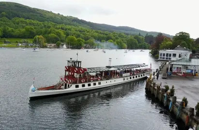 MV Tern departing from Lakeside Pier
