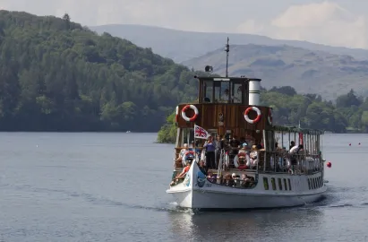 MV Tern approaching Bowness Pier