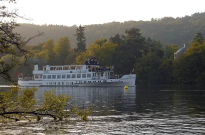 Passing Belle Isle & house on the Yellow Cruise