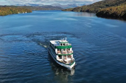 Swift heading south to Lakeside Pier