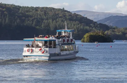 Indoor/outdoor covered/outdoor seating