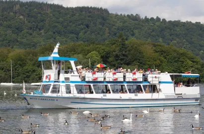 A busy Islands Cruise departing Bowness