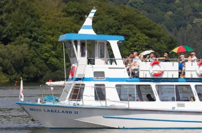 A hot summer's day on Lakeland II