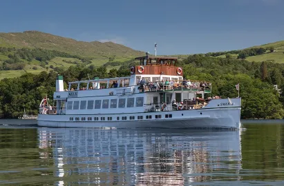 Swan operates all year round on Red/Yellow routes