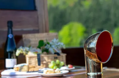 Bring your own picnic and refreshments on our smaller traditional launches.