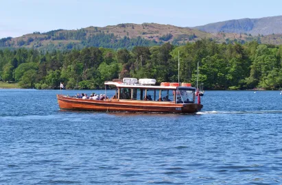 It takes just 15 mins from Ambleside to Wray