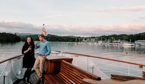 Buffet Cruise news images 2022 01