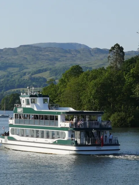The Swift heading to Waterhead