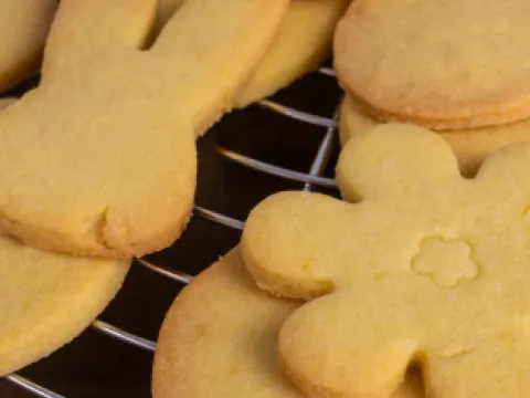 Peter Rabbit Biscuit Decorating @ World of Beatrix Potter