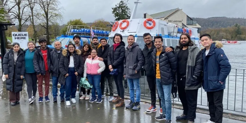 Floating lecture hall news images web 01