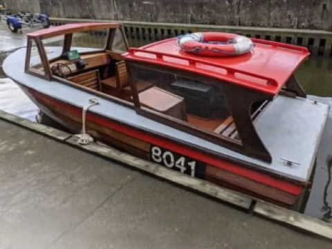 Boat for sale inline 02