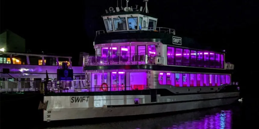 Swift lit up jubilee 01